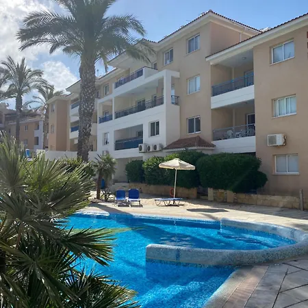 Lovely 2 Bedroom In Iris Village Pafos