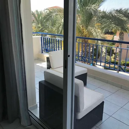 Lovely 2 Bedroom In Iris Village *